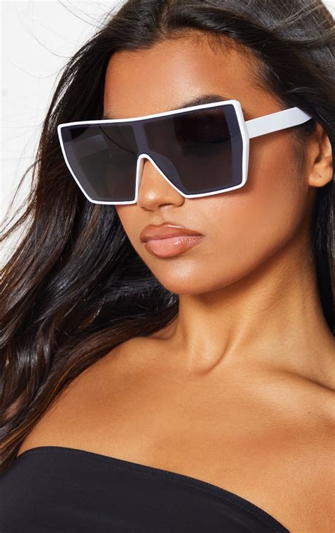 Square Sunglasses .